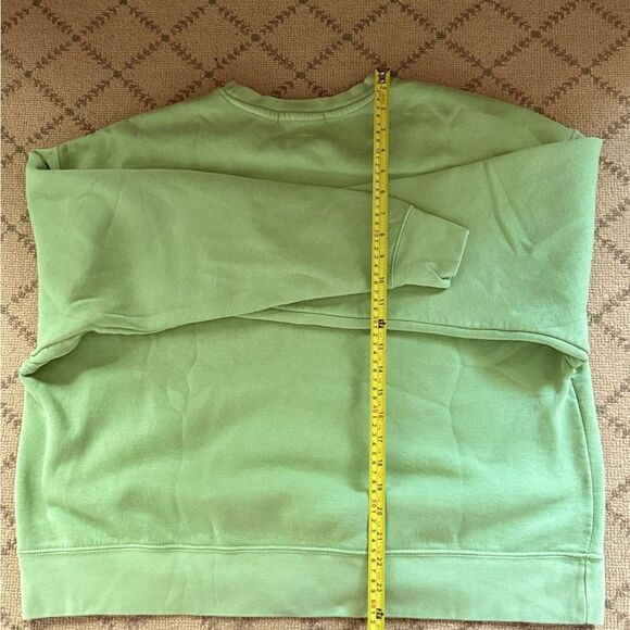 WeWoreWhat Oversized Mid weight Sweatshirt washed out Green M - Picture 6 of 8